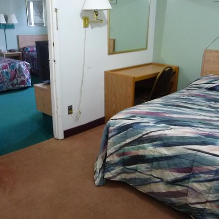 Budget Inn Batavia Ngoại thất bức ảnh